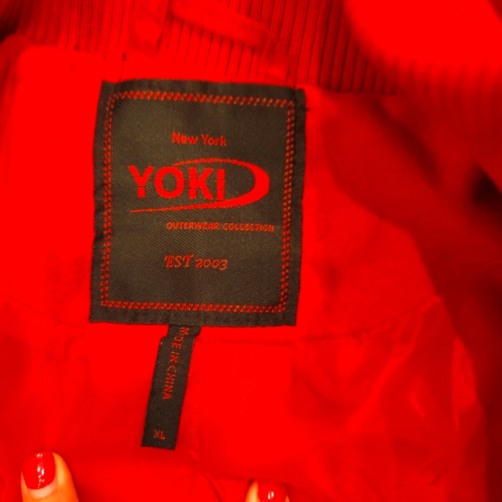 Red Wool Trenchcoat with Toggle details and Removable Hood - Picture 4 of 9